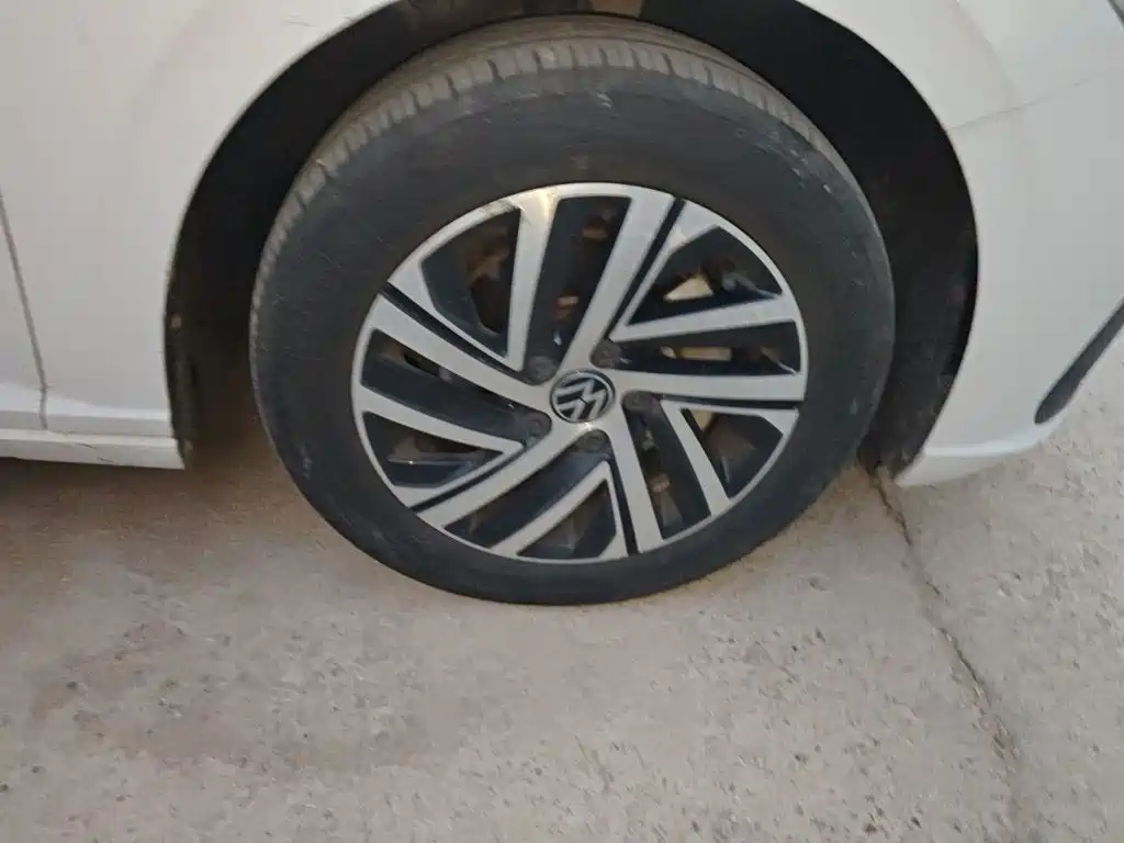 Volkswagen Lavida — миниатюра 24
