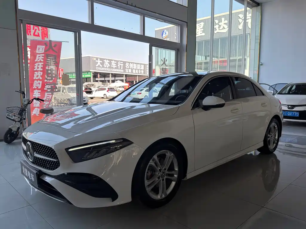 Mercedes-Benz A-Class — миниатюра 3