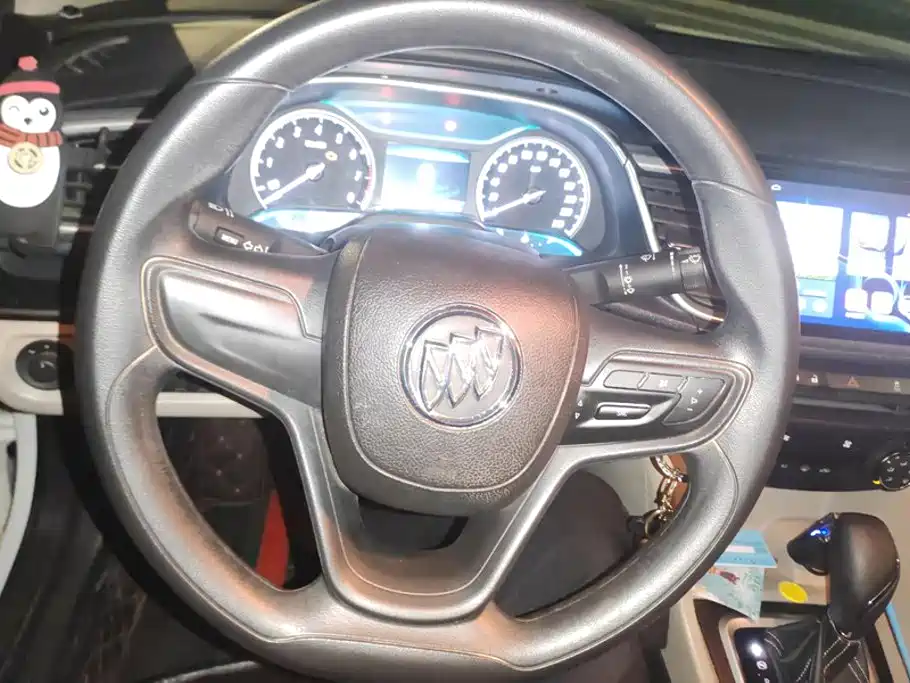 Buick Excelle — миниатюра 15