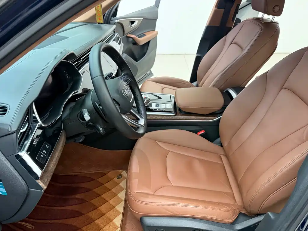 Audi Q7 2020 45 TFSI quattro S line Sport