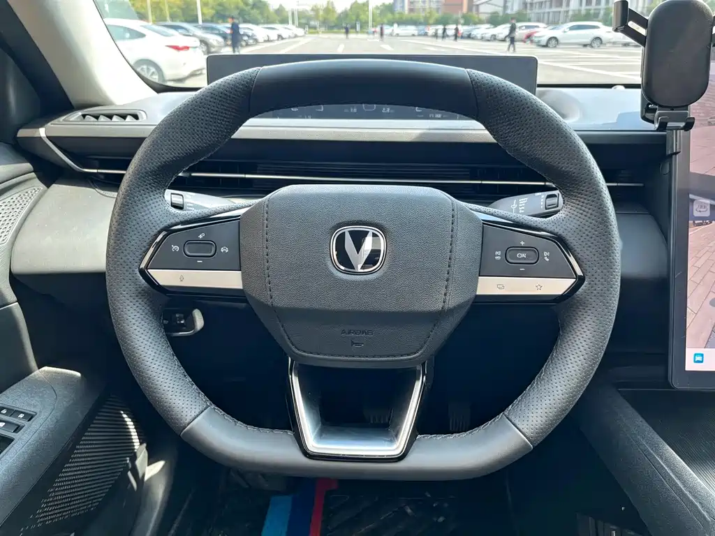 Changan Eado — миниатюра 13