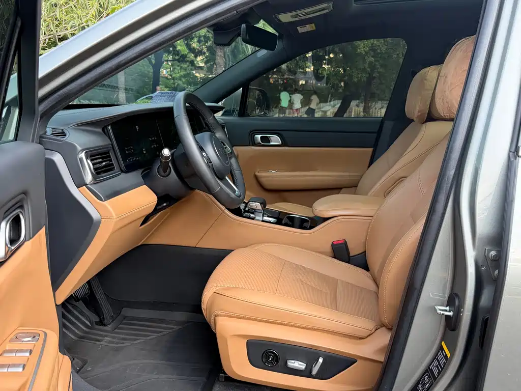 Li Auto Li ONE — миниатюра 8