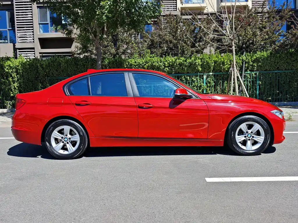 BMW 3 Series — миниатюра 4