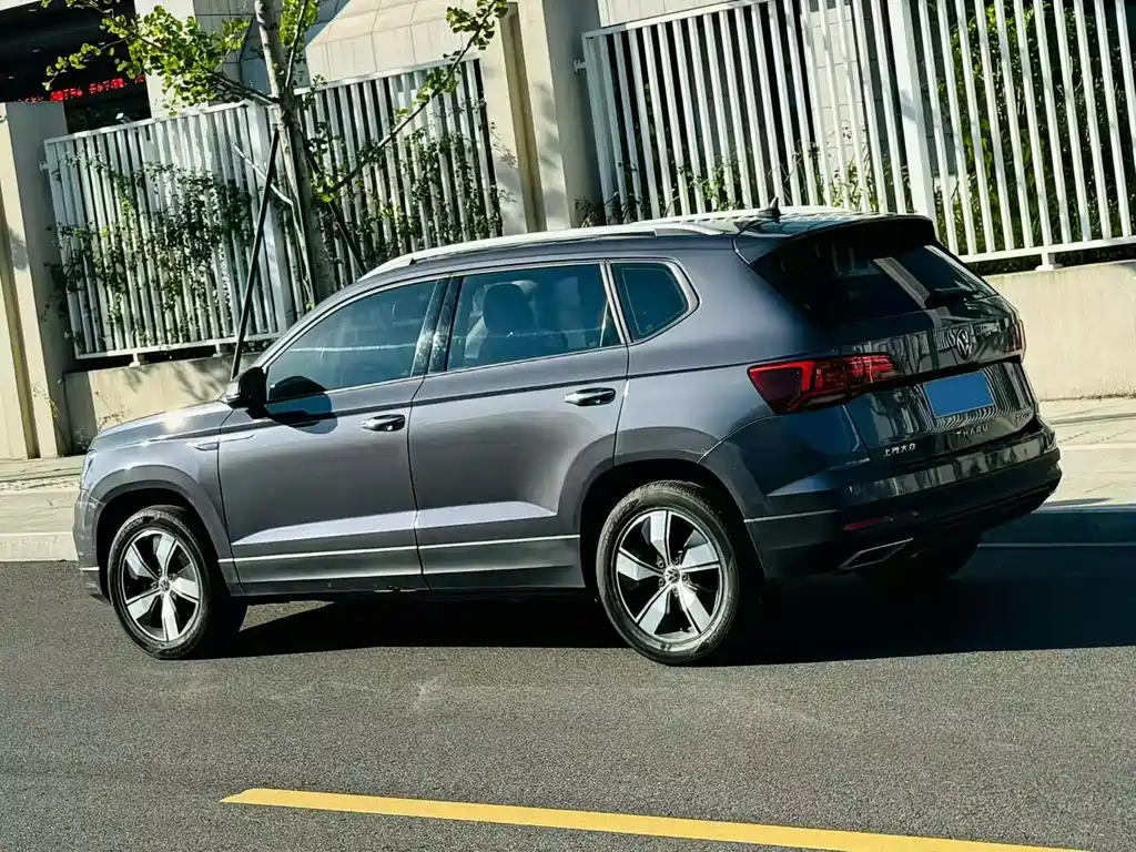 Volkswagen Tharu — миниатюра 3