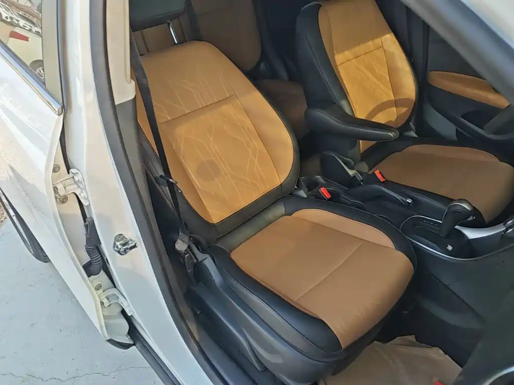 Chevrolet Trax — миниатюра 25
