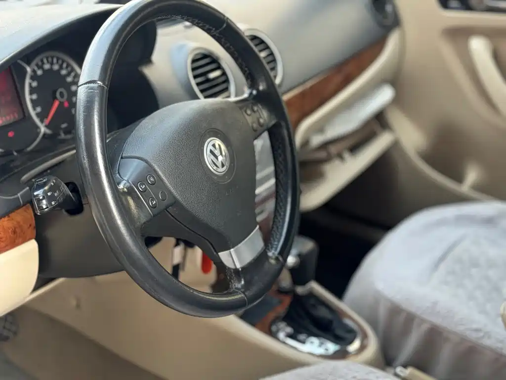 Volkswagen Lavida — миниатюра 5