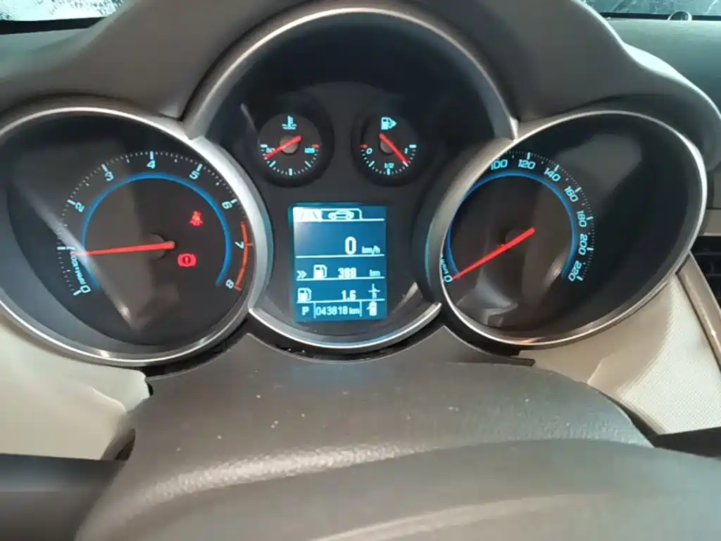 Chevrolet Cruze — миниатюра 12