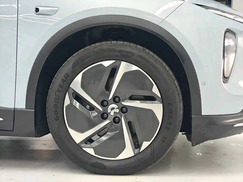 NIO ES6 — миниатюра 5