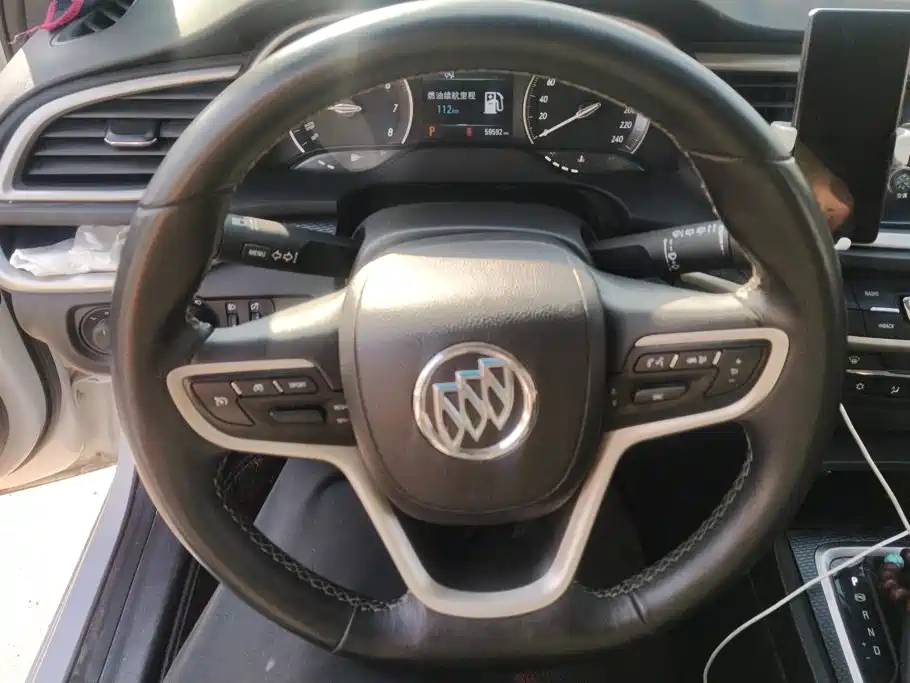 Buick Excelle — миниатюра 12