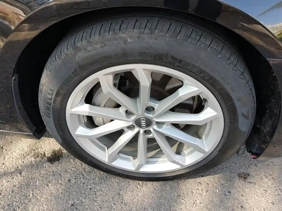 Audi A6L — миниатюра 6