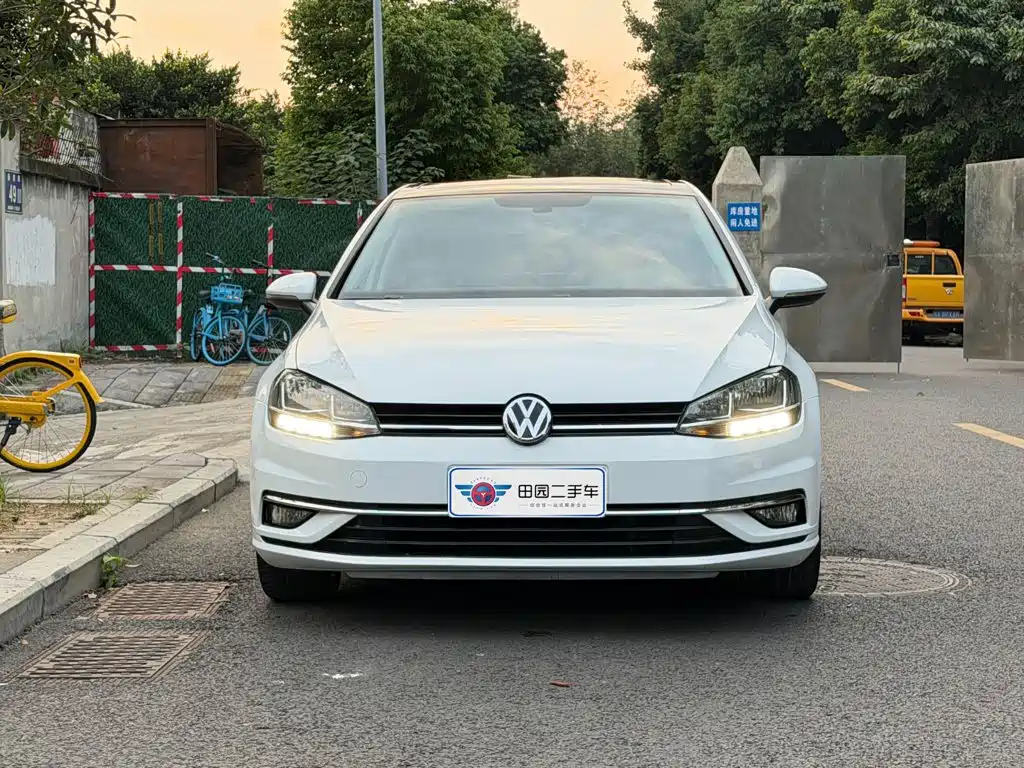 Volkswagen Golf — миниатюра 2