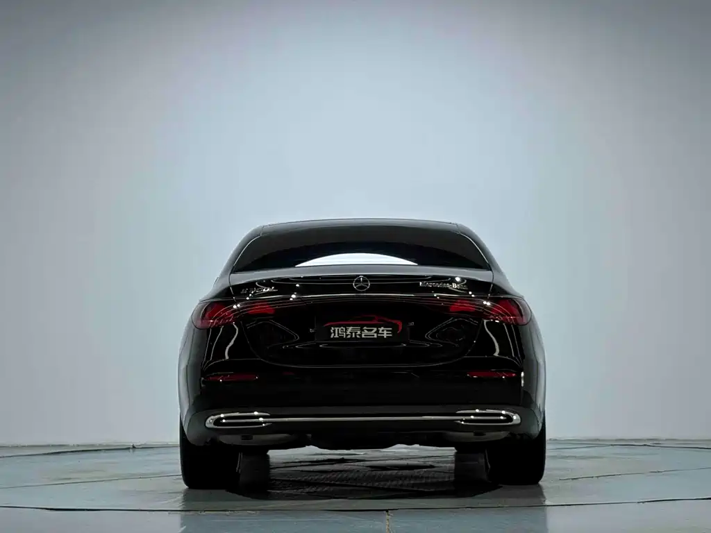 Mercedes-Benz E-Class — миниатюра 18