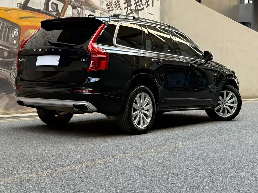 Volvo XC90 — миниатюра 2