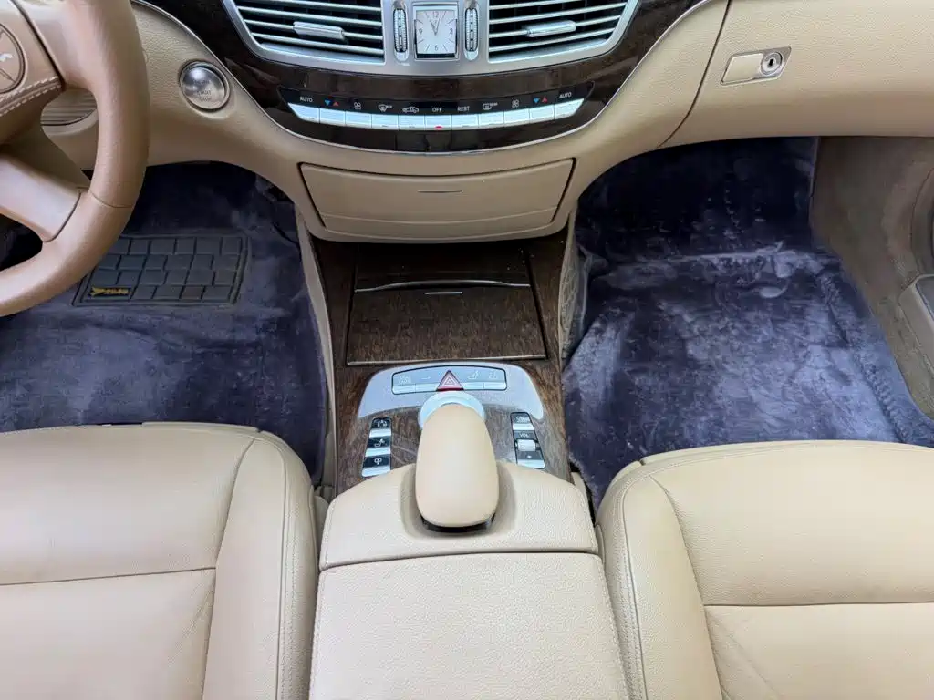 Mercedes-Benz S-Class — миниатюра 7