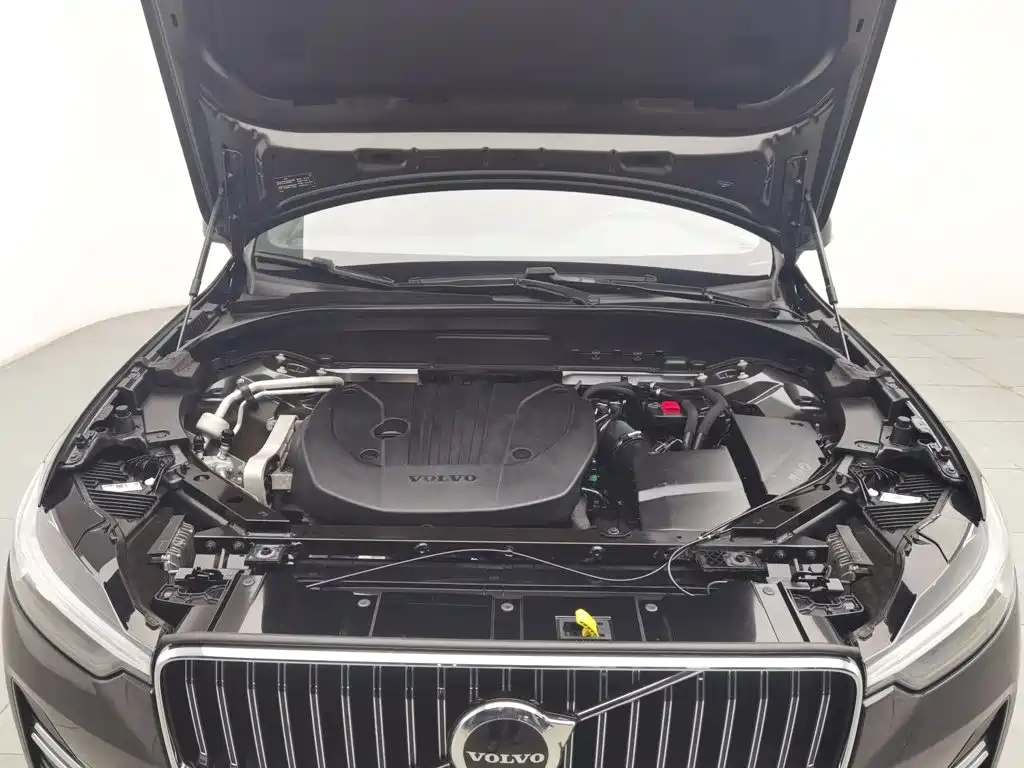 Volvo XC60 — миниатюра 6