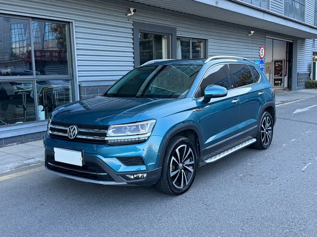 Volkswagen Tharu 2020