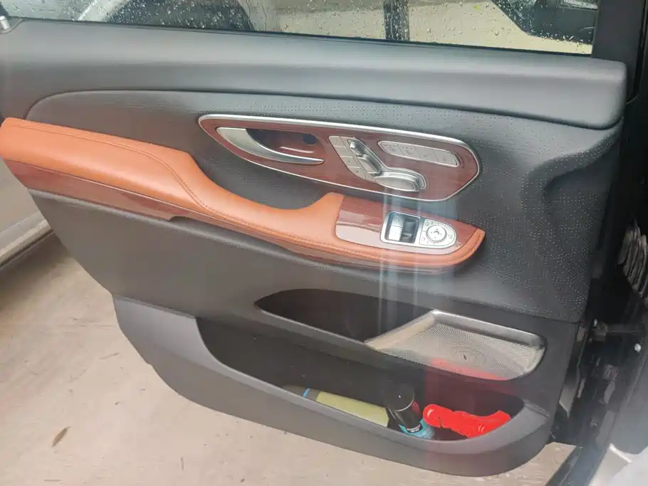 Mercedes-Benz V-Class V 2020 V 260 L Luxury