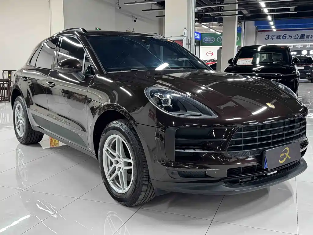 Porsche Macan — миниатюра 3