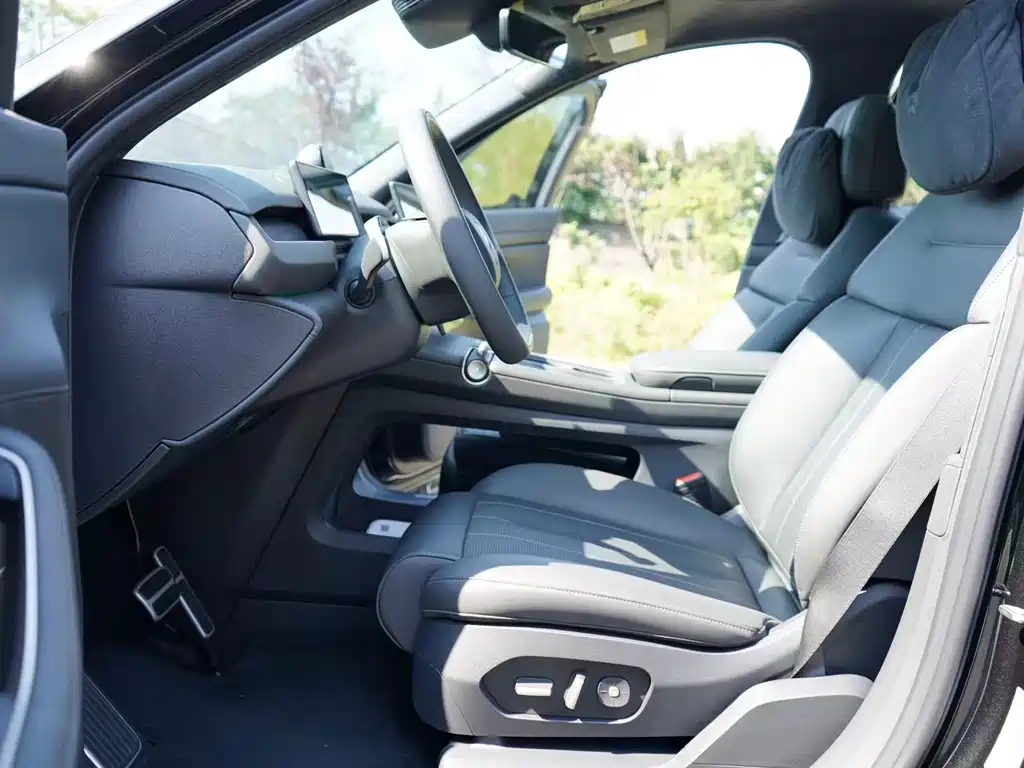 NIO ES8 2024 75kWh