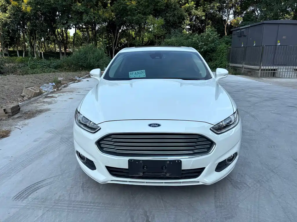Ford Mondeo — миниатюра 2