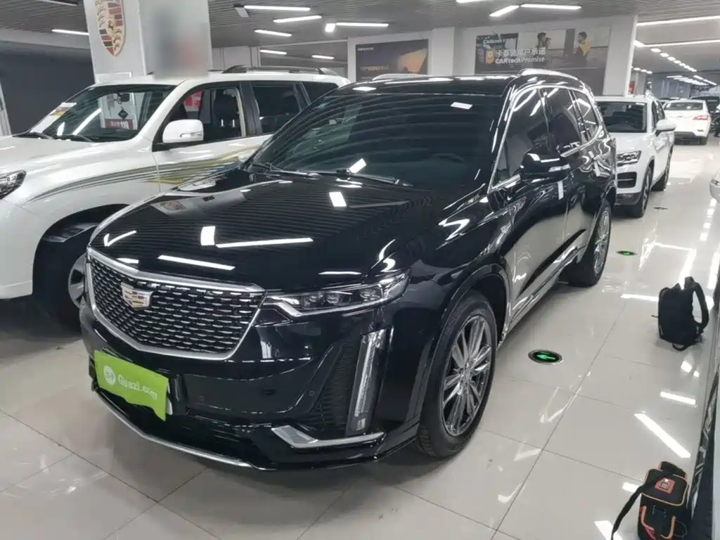Cadillac XT6