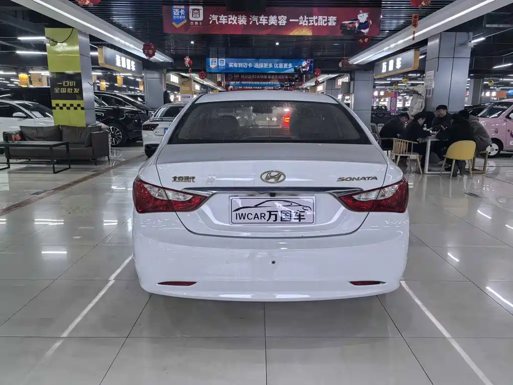 Hyundai Sonata — миниатюра 9