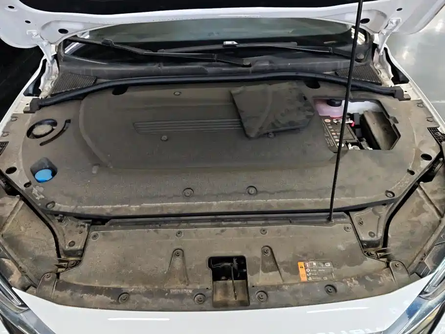 Roewe i6 MAX New Energy — миниатюра 10