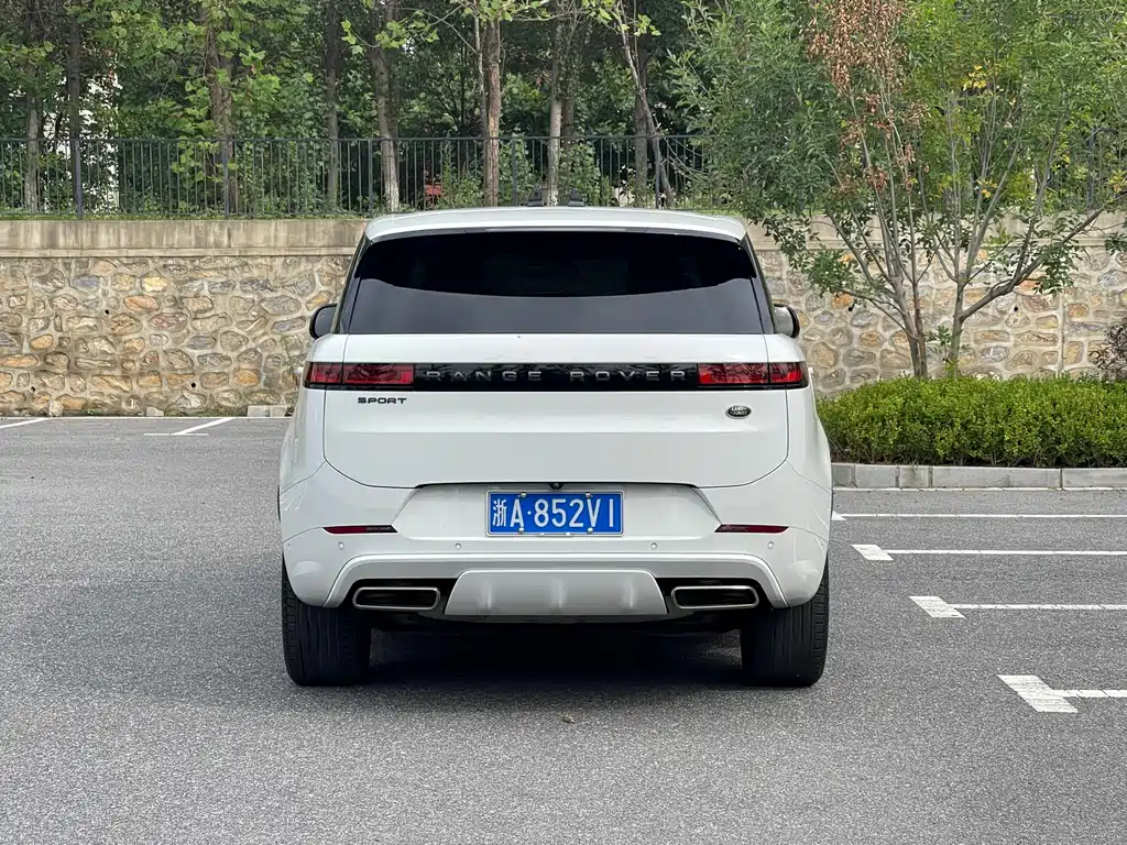 Land Rover Sport — миниатюра 9