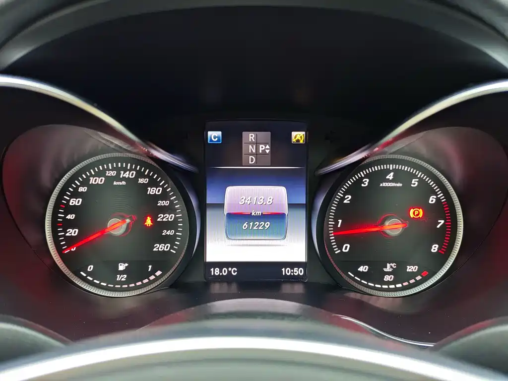 Mercedes-Benz C-Class — миниатюра 11
