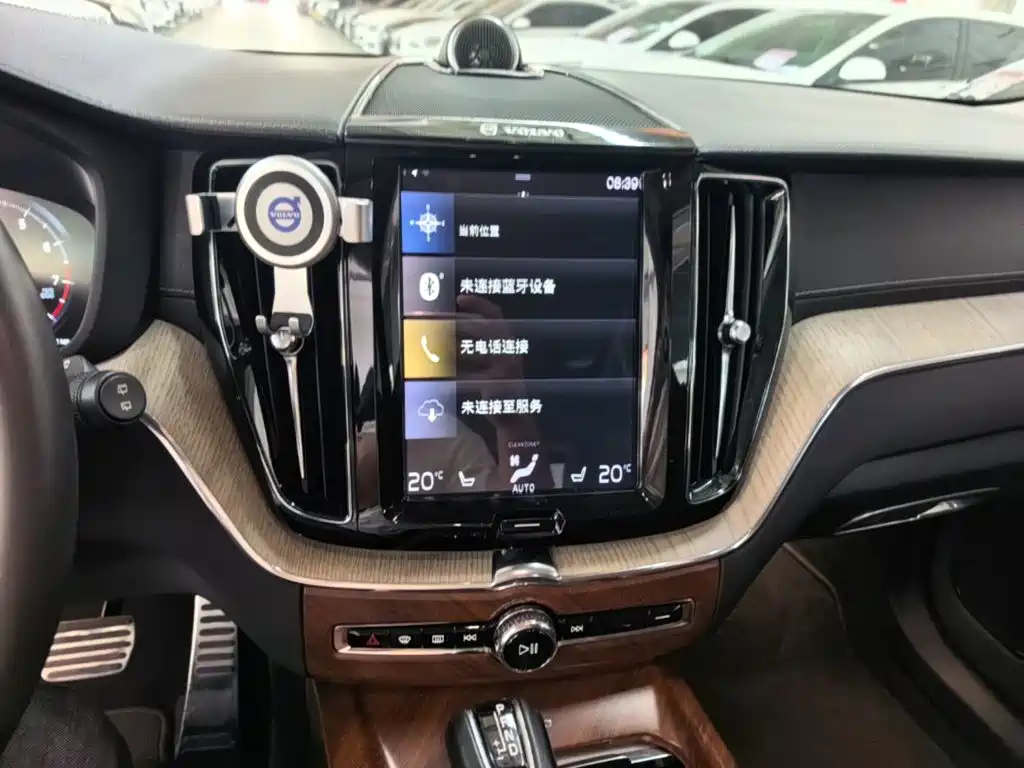 Volvo XC60 — миниатюра 13