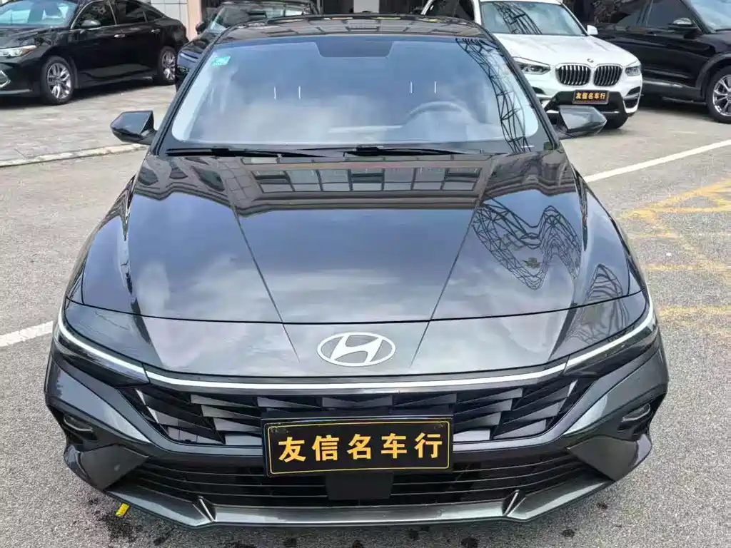 Hyundai Elantra — миниатюра 2