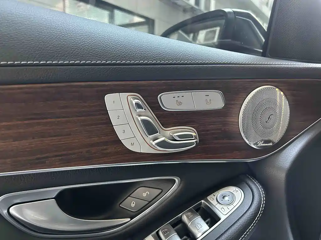 Mercedes-Benz GLC — миниатюра 14