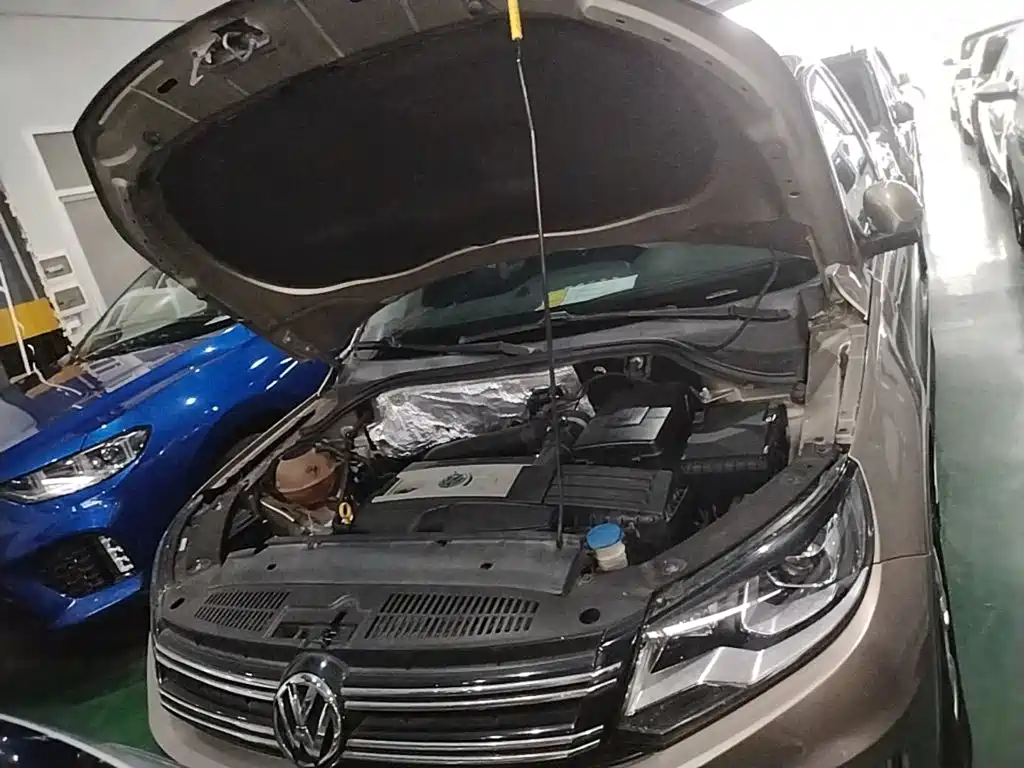 Volkswagen Tiguan — миниатюра 20