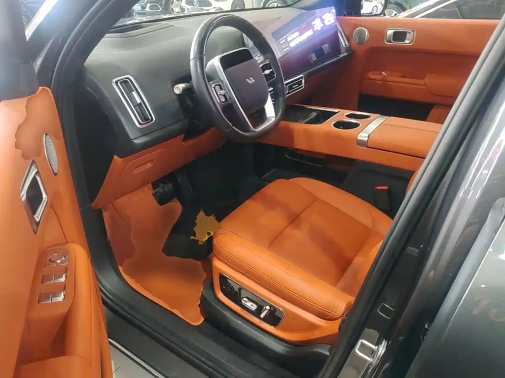 Li Auto Li L8 — миниатюра 16