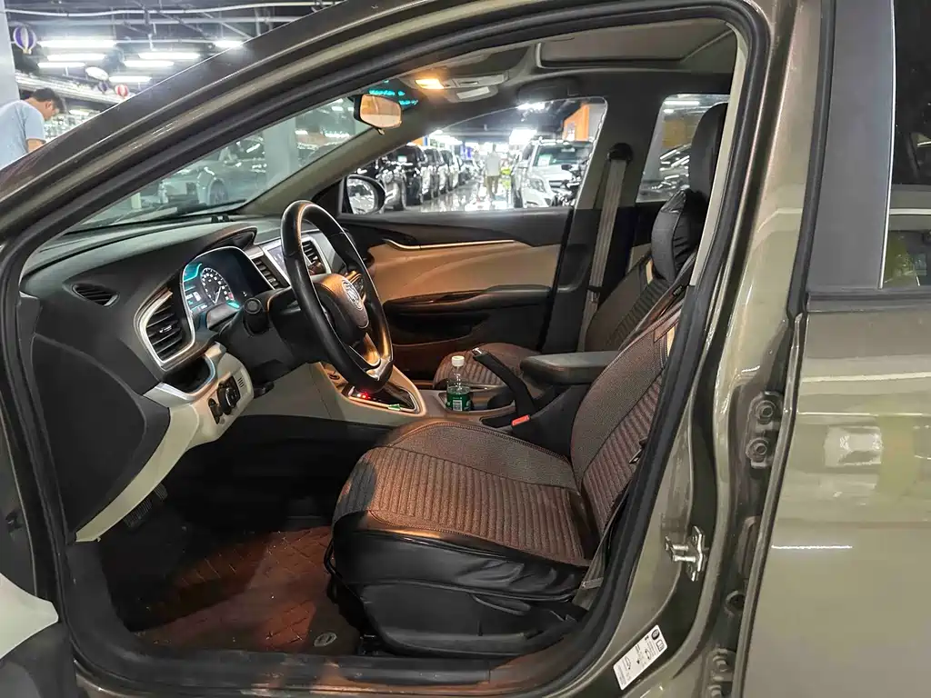 Buick Excelle — миниатюра 4