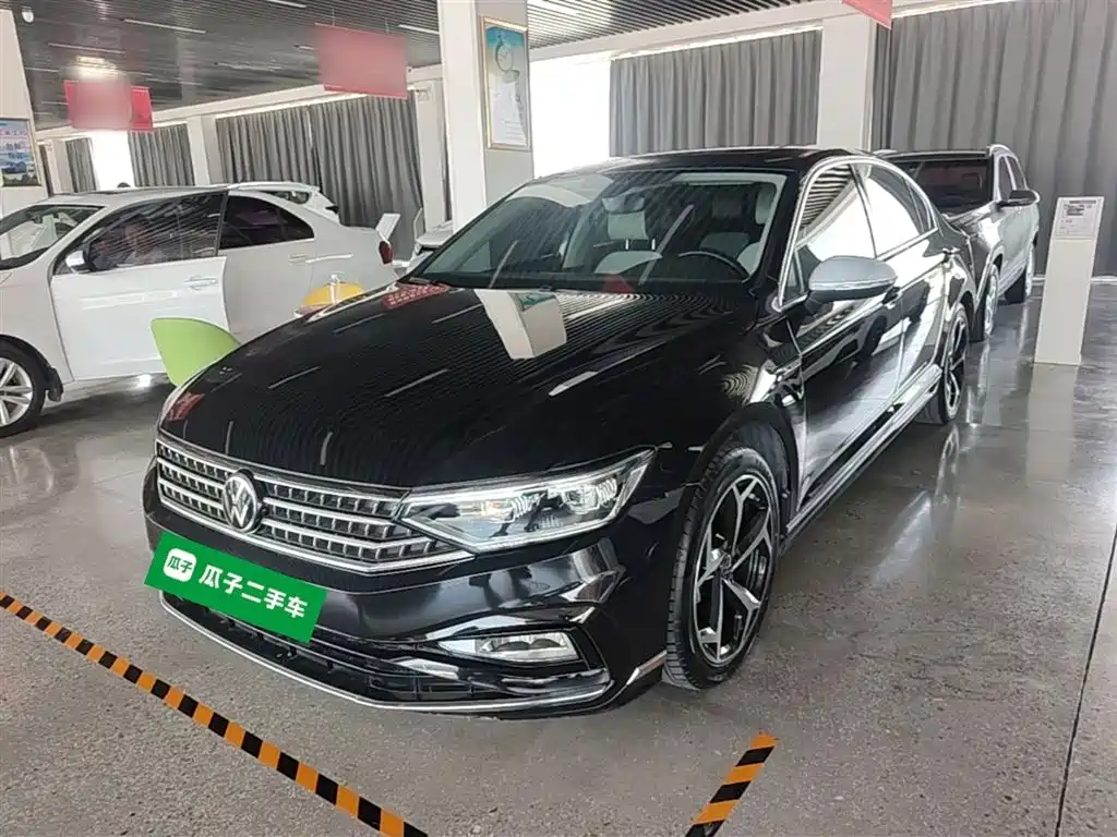 Купить Volkswagen Magotan