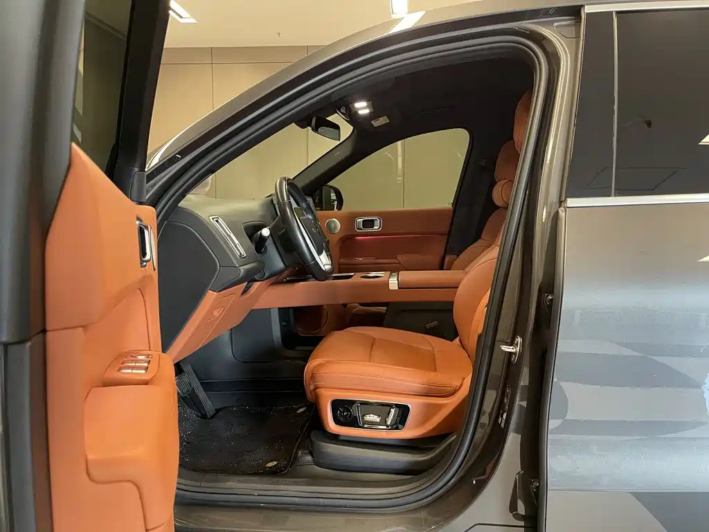 Li Auto Li L8 — миниатюра 24