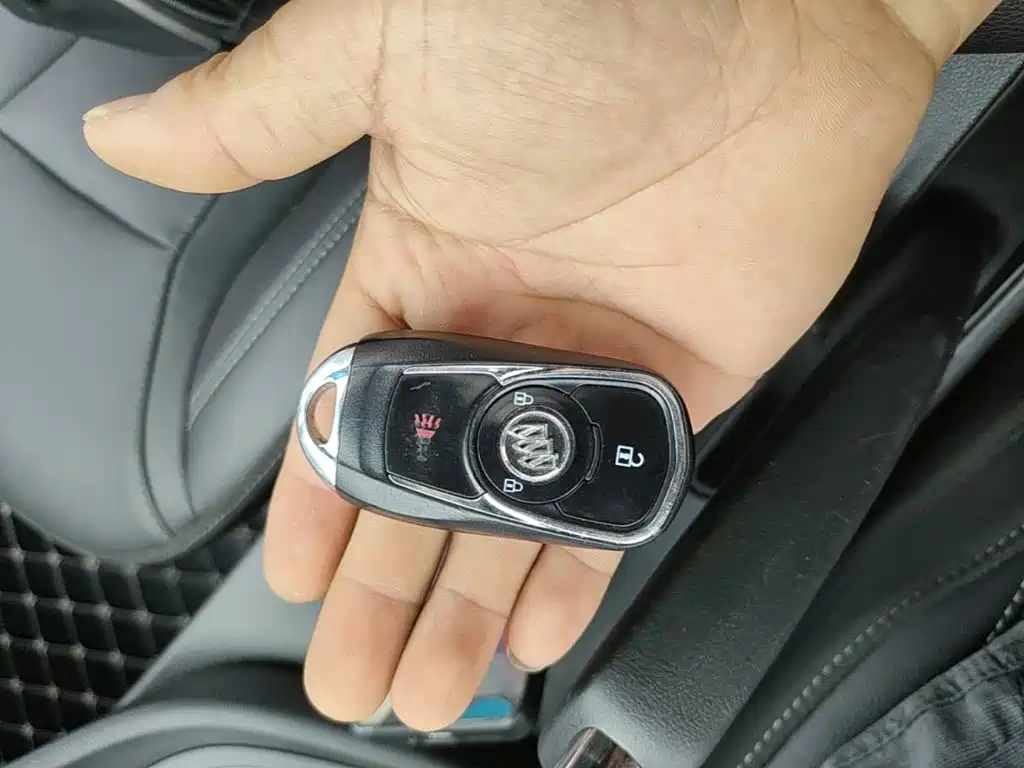 Buick Excelle — миниатюра 9