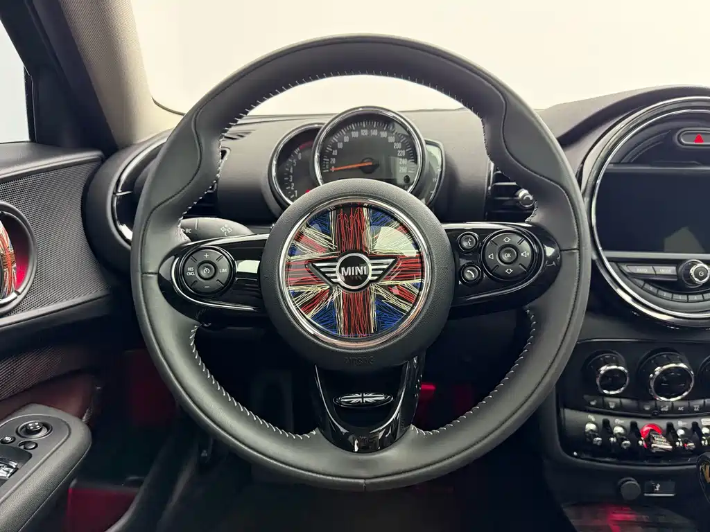 MINI Mini Clubman — миниатюра 12