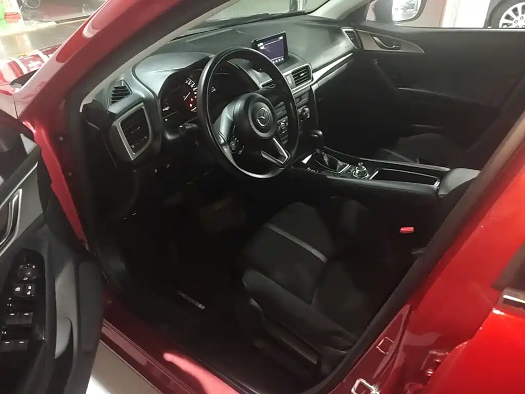 Mazda 3 Axela — миниатюра 16