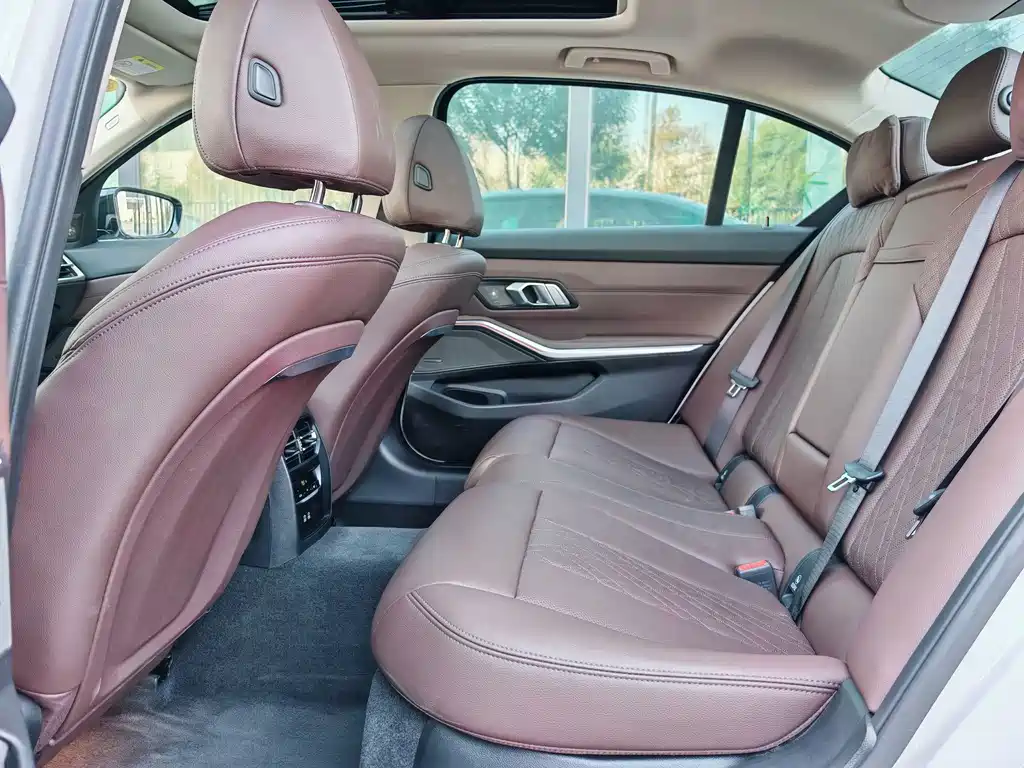 BMW 3 Series — миниатюра 15