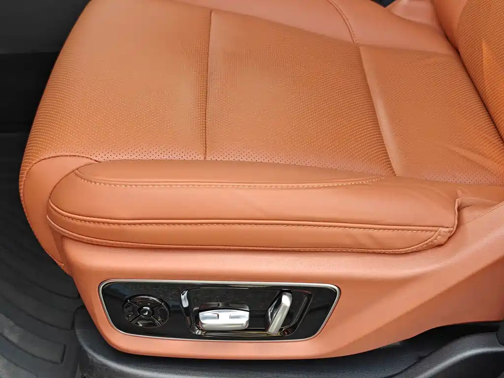 Li Auto Li L7 — миниатюра 8