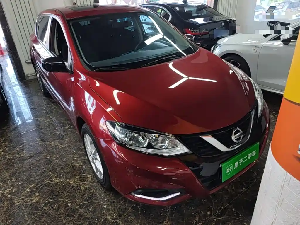 Nissan Tiida — миниатюра 4