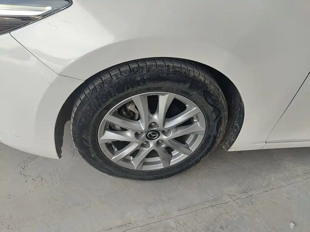Mazda 3 Axela — миниатюра 23