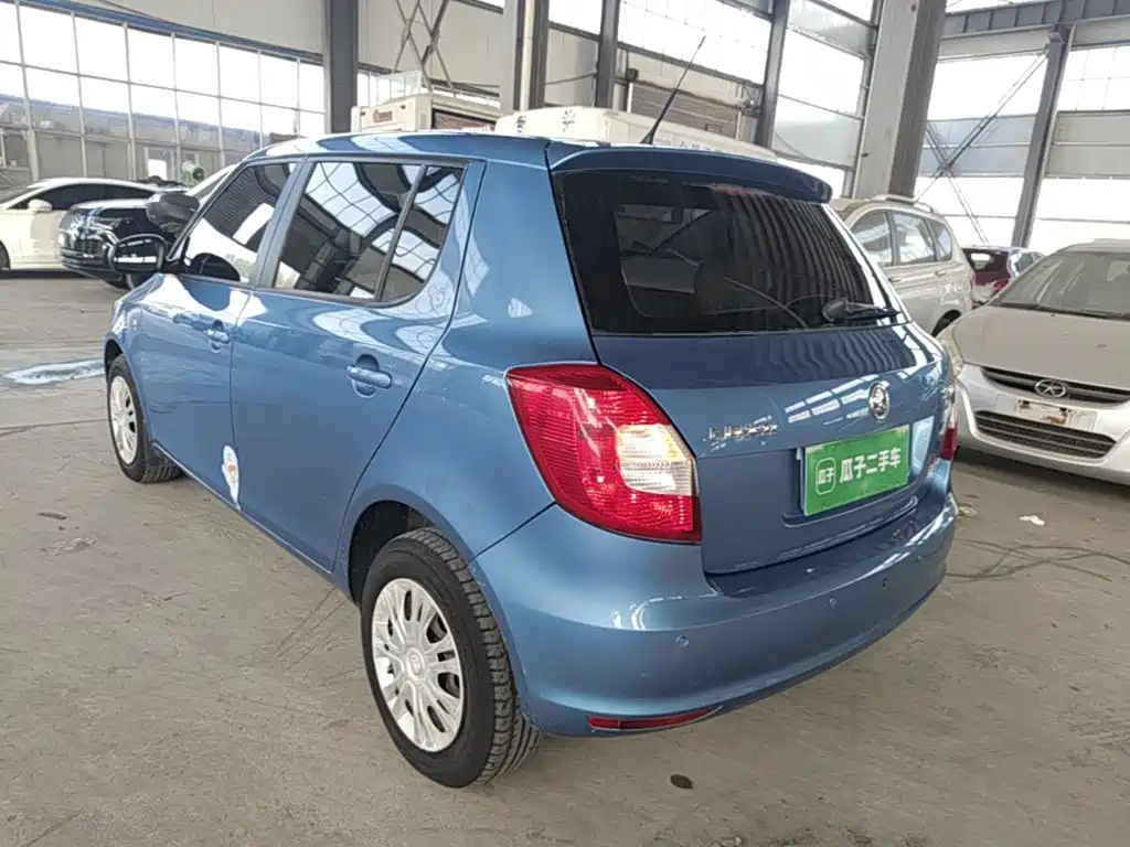 Skoda Fabia — миниатюра 5