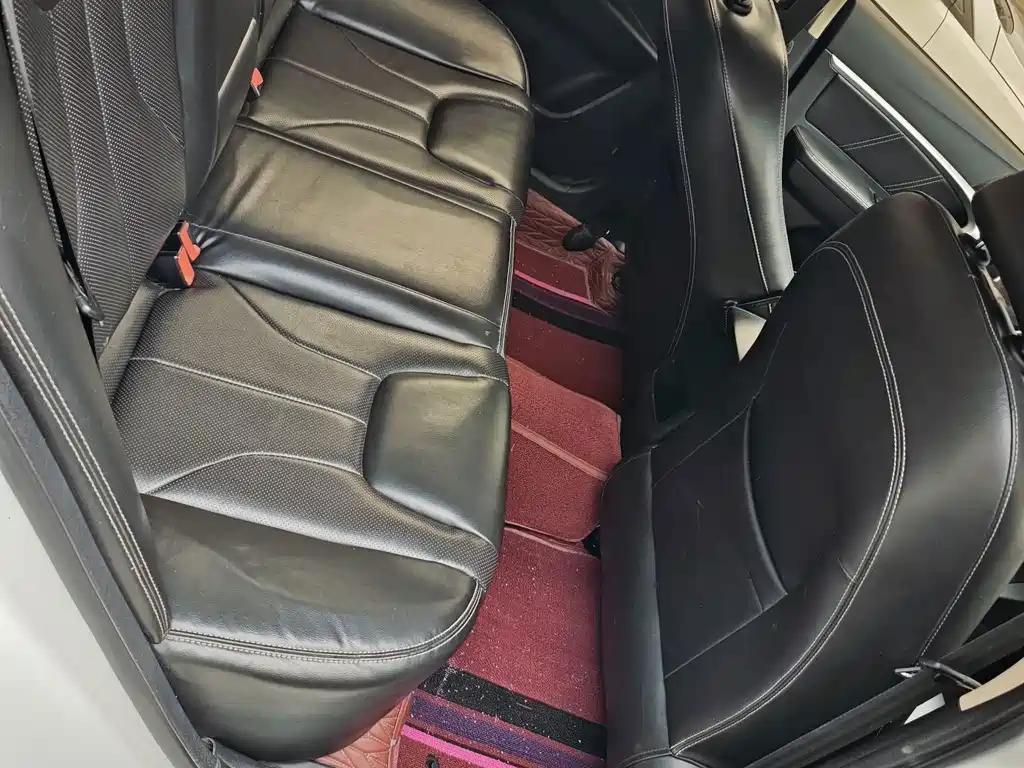 Geely Emgrand — миниатюра 5
