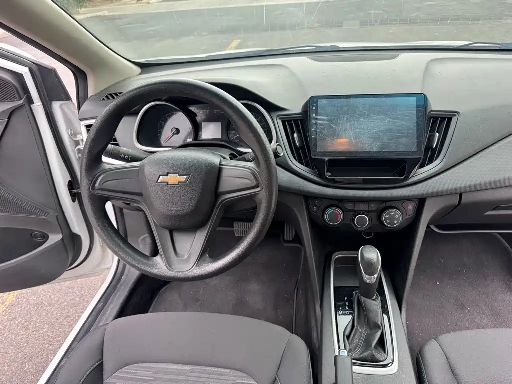 Chevrolet Cavalier — миниатюра 9