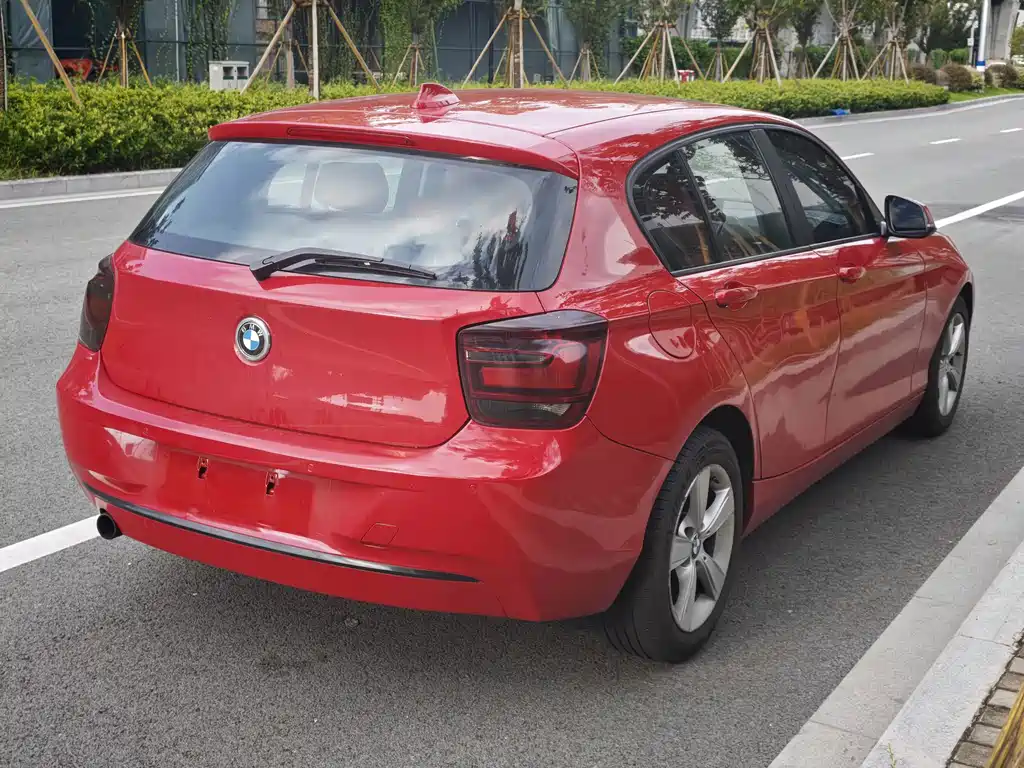 BMW 1 Series (Import) — миниатюра 9