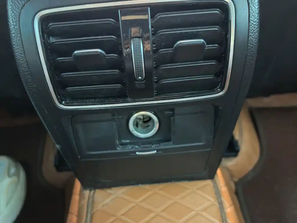 Volkswagen CC — миниатюра 13