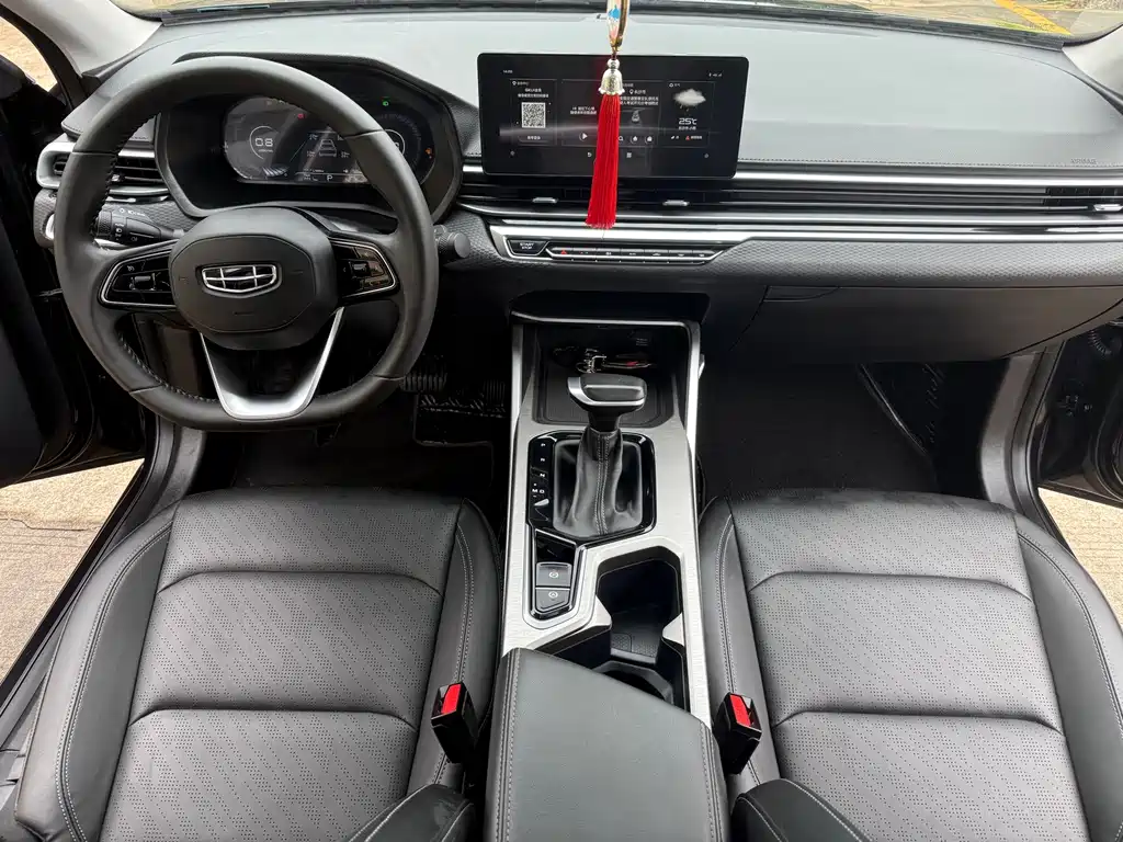 Geely Emgrand — миниатюра 16